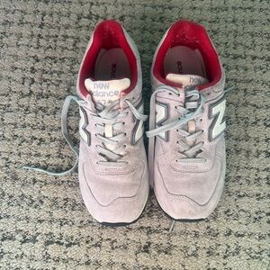 New Balance Women's Light Gray and Red Sneakers 524